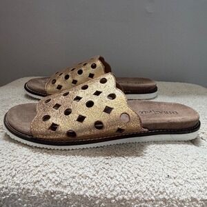 Diba True Qu Aint Metallic Gold Leather Cutout Slide Sandals Women's 8.5